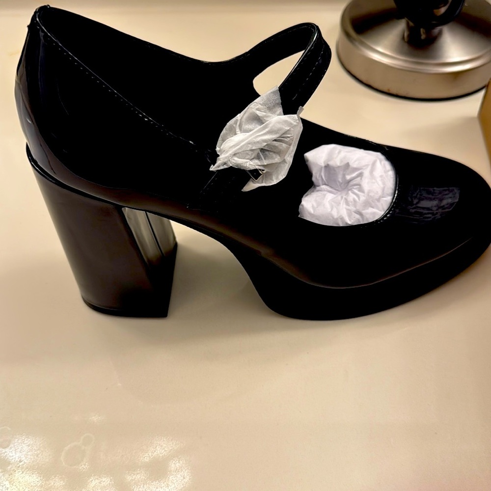 Tully Patent Platform Mary Jane Pumps